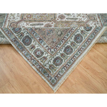 Load image into Gallery viewer, 8'10"x11'10" Vista White, Shiraz Reimagined, Organic Wool, Hand Knotted, Natural Dyes, Unique Flower Rosettes Border Design, Thick And Plush, Sustainable Oriental Rug FWR395136