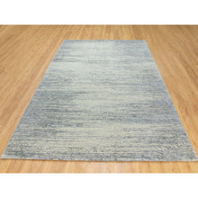 Load image into Gallery viewer, 6&#39;1&quot;x9&#39; Light Gray Jacquard Hand Loomed Modern Natural Wool And Plant Based Silk Oriental Rug FWR372336