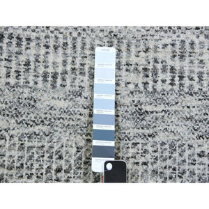 2'6"x12' Platinum Gray, Modern 100% Undyed Wool Tone on Tone Grass Design, Hand Knotted, Runner Oriental Rug FWR477174