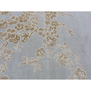5'4"x10'7" Gray, Botanical Design Tone on Tone, Wool and Silk Hand Knotted, Thick and Plush, Oriental Rug FWR481836