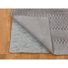 Load image into Gallery viewer, 8&#39;9&quot;x11&#39;7&quot; Agreeable Gray, Hand Loomed, Art Silk, Modern Tone on Tone Chevron Design, Oriental Rug FWR485658