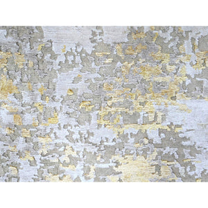 7'9'x7'9" Beige with Gold, Abstract Design, Wool and Silk, Hi-Low Pile, Hand Knotted, Round, Oriental Rug FWR61212