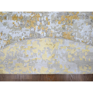 6'x6' Beige with Gold, Wool and Silk, Abstract Design, Hi-Low Pile, Hand Knotted, Round, Oriental Rug FWR61218