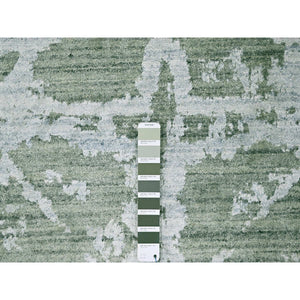 6'7"x9'6" Sage Green, Hand Loomed, Modern Design, Wool and Plant Based Silk, Textured Pile, Oriental Rug FWR61692