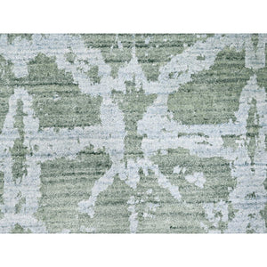 5'5"x7'5" Pistachio Green, Hand Loomed, Wool And Plant Based Silk, Textured Pile, Modern Design, Oriental Rug FWR61698