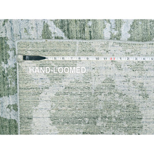 5'5"x7'5" Pistachio Green, Hand Loomed, Wool And Plant Based Silk, Textured Pile, Modern Design, Oriental Rug FWR61698