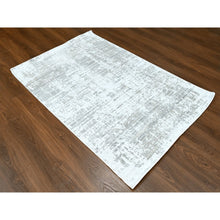 Load image into Gallery viewer, 4&#39;x6&#39; Chiffon White with Gray, Modern Design, Hand Loomed, Wool and Plant Based Silk, Textured Pile, Oriental Rug FWR61728