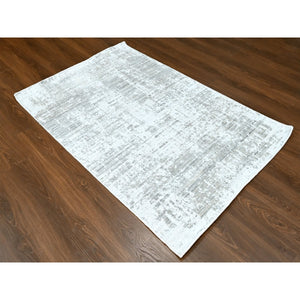 4'x6' Chiffon White with Gray, Modern Design, Hand Loomed, Wool and Plant Based Silk, Textured Pile, Oriental Rug FWR61728