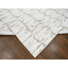 Load image into Gallery viewer, 9&#39;10&quot;x13&#39;10&quot; Bone White, Flat Weave With Pile, Modern Design, Hand Knotted, 100% Wool, Oriental Rug FWR61752