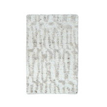 Load image into Gallery viewer, 2&#39;x3&#39; Chiffon White, Minimalist Swedish Design, Hand Knotted, Natural Wool, Sample, Mat, Oriental Rug FWR62064