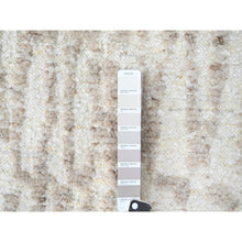 Load image into Gallery viewer, 2&#39;x3&#39; Chiffon White, Minimalist Swedish Design, Hand Knotted, Natural Wool, Sample, Mat, Oriental Rug FWR62064