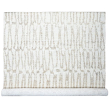 Load image into Gallery viewer, fine wool rugs