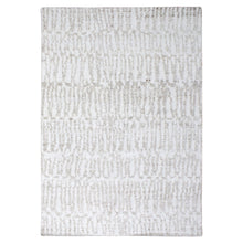 Load image into Gallery viewer, fine wool rugs