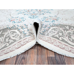 9'x11'9" Daisy White, Washed Out, Aubusson Design, Pak Persian, 300 Kpsi, 100% Wool, Hand Knotted, Oriental Rug FWR8220