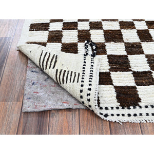 2'10"x4'10" Chocolate Brown And Ivory, Moroccan Weave With Squares Design, Tone On Tone, Textured Pile, Undyed Natural Wool, Hand Knotted, Oriental Rug FWR8286