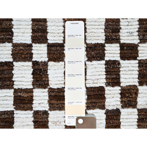 2'10"x4'10" Chocolate Brown And Ivory, Moroccan Weave With Squares Design, Tone On Tone, Textured Pile, Undyed Natural Wool, Hand Knotted, Oriental Rug FWR8286