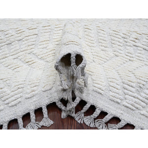 9'10"x14'1" Pearl White, Moroccan Weave, Tone On Tone, Intricate Diamond Pattern, Hand Knotted, 100% Wool, Oriental Rug FWR120480