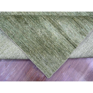 8'5"x11'5" Reseda Green, Hand Spun Ghazni Wool, Plain Solid Pattern, Hand Knotted, Lush And Plush, Oriental Rug FWR120852