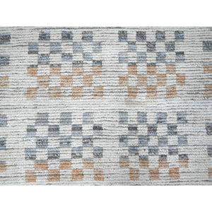 8'1"x10'5" Chiffon White, Moroccan Weave with Soft and Balanced Colors Box Design, Hand Knotted, Soft Wool, Tone on Tone, Textured Pile, Oriental Rug FWR120906