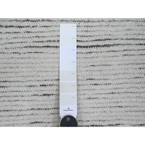 15'9"x23'5" Whisper White, Moroccan Weave with Geometric Pattern, Textured Wool, Hand Knotted, Palace Size, Oriental Rug FWR121392
