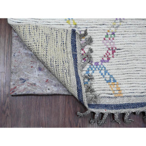 2'4"x10'7" Oyster White, Moroccan Weave with Colorful Geometric Pattern, Textured Pile, Soft Wool, Hand Knotted, Runner, Oriental Rug FWR121698