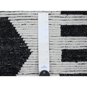 2'6"x11' Alabaster White, Moroccan Weave with Geometric Pattern, Informal Look, Hand Knotted, Textured Pile, Soft Wool, Runner, Oriental Rug FWR121710