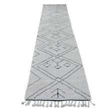 Load image into Gallery viewer, fine wool rugs