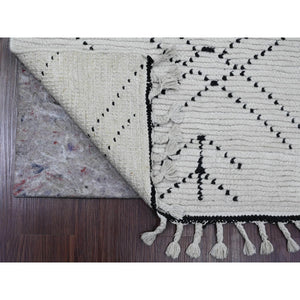 3'x12'8" Pearl White, Moroccan Weave with Geometric Pattern, Textured Pile, Soft Wool, Hand Knotted, Runner, Oriental Rug FWR121734