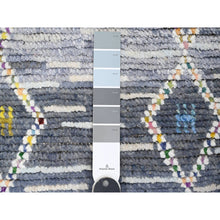 Load image into Gallery viewer, 2&#39;5&quot;x8&#39;4&quot; Shades of Gray, Moroccan Weave with Geometric Serrated Pattern, Hand Knotted, Textured Pile, Soft Wool, Runner, Oriental Rug FWR121740