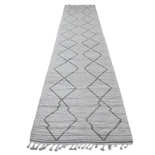 Load image into Gallery viewer, fine wool rugs