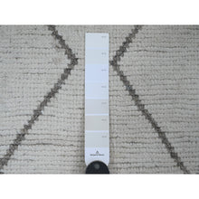 Load image into Gallery viewer, 3&#39;3&quot;x15&#39;5&quot; Chiffon White, Moroccan Weave With Geometric Serrated Design, Soft Wool, Hand Knotted, Textured Pile, Xl Runner, Oriental Rug FWR121752