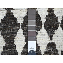 Load image into Gallery viewer, 5&#39;6&quot;x8&#39; Pebble Gray, Moroccan Weave with Geometric Design, Tone on Tone, Hand Knotted, Soft Wool, Textured Pile, Oriental Rug FWR123276