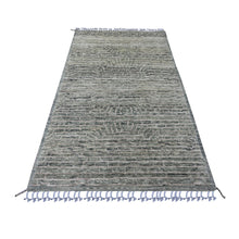 Load image into Gallery viewer, fine wool rugs