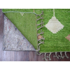 2'5"x9' Pear Green, Moroccan Weave with Geometric Design, Soft Wool, Hand Knotted, Tone on Tone, Textured Pile, Runner, Oriental Rug FWR123726
