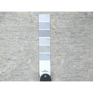 2'6"x5'9" Cloud Gray, Washed Out Peshawar with Faded Out Leaf Design, Natural Dyes, 100% Wool, Hand Knotted, Short Runner, Oriental Rug FWR124116
