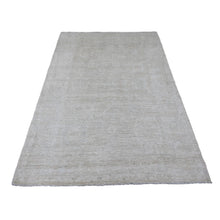Load image into Gallery viewer, fine wool rugs