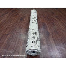 Load image into Gallery viewer, 4&#39;6&quot;x8&#39;8&quot; Chiffon White, Moroccan Weave with Geometric Pattern, Hand Knotted, Soft Wool, Tone on Tone, Textured Pile, Oriental Rug FWR125664