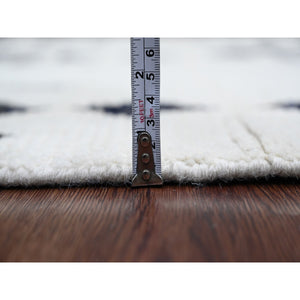 4'6"x8'8" Chiffon White, Moroccan Weave with Geometric Pattern, Hand Knotted, Soft Wool, Tone on Tone, Textured Pile, Oriental Rug FWR125664