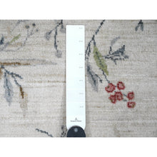 Load image into Gallery viewer, 4&#39;x6&#39; Chiffon White, Sparrows On The Tree, Peshawar, 100% Soft Wool, Lush And Plush, Hand Knotted, Oriental Rug FWR125730