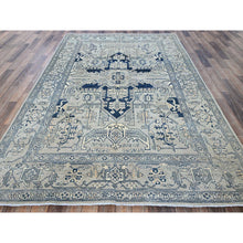 Load image into Gallery viewer, 6&#39;x9&#39; Cloud Gray, Peshawar With Serapi Heriz Medallion Design, 100% Wool, Hand Knotted, Densely Woven, Oriental Rug FWR1944