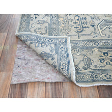 Load image into Gallery viewer, 6&#39;x9&#39; Cloud Gray, Peshawar With Serapi Heriz Medallion Design, 100% Wool, Hand Knotted, Densely Woven, Oriental Rug FWR1944