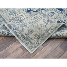 Load image into Gallery viewer, 6&#39;x9&#39; Cloud Gray, Peshawar With Serapi Heriz Medallion Design, 100% Wool, Hand Knotted, Densely Woven, Oriental Rug FWR1944