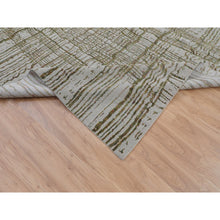 Load image into Gallery viewer, 9&#39;x11&#39;7&quot; Gray Fine Jacquard Modern Wool And Art Silk Hand Loomed Oriental Rug FWR348120