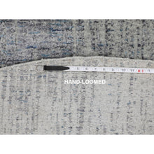 Load image into Gallery viewer, 7&#39;9&quot;x7&#39;9&quot; Gray Fine Jacquard Hand Loomed Modern Wool And Art Silk Round Oriental Rug FWR348714