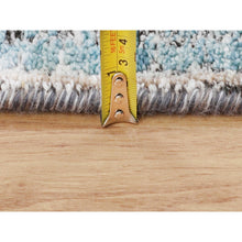 Load image into Gallery viewer, 3&#39;1&quot;x5&#39; Silk With Textured Wool Hi-low Pile Mamluk Design Runner Hand Knotted Oriental Rug FWR349170