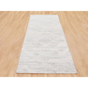 2'6"x8' Modern Ivory Hand Spun Runner Undyed Natural Wool Hand Knotted Oriental Rug FWR349398