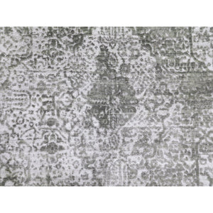 6'x9' Grey Broken Persian Design Wool And Pure Silk Hand Knotted Oriental Rug FWR350034