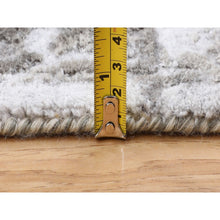 Load image into Gallery viewer, 6&#39;x9&#39; Grey Broken Persian Design Wool And Pure Silk Hand Knotted Oriental Rug FWR350034
