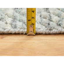 Load image into Gallery viewer, 6&#39;x9&#39; Seafoam Green Variegated Textured Design Hand Loomed Pure Wool Modern Oriental Rug FWR350346