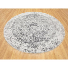 Load image into Gallery viewer, 7&#39;x7&#39; Round Broken Persian Design Wool And Pure Silk Hand Knotted Oriental Rug FWR350448